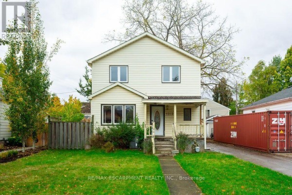 4pc Bathroom - 1353 Birch Avenue, Burlington, ON L7S1J1 Photo 2