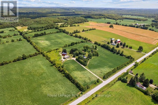 135347 8 Concession, Chatsworth, ON, photo 2