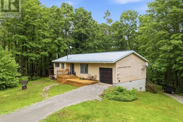 Sunroom - 1354 Clear Lake Road, Minden Hills, ON K0M2L1 Photo 4