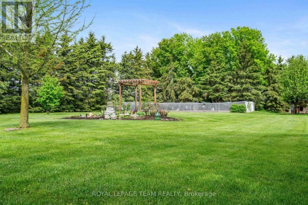 13585 County 9 Road, North Dundas, ON, photo 3