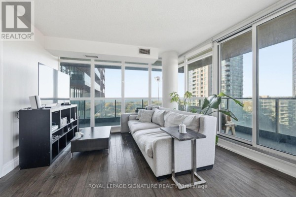 Dining room - 1359 - 209 Fort York Boulevard, Toronto, ON M5V4A1 Photo 2