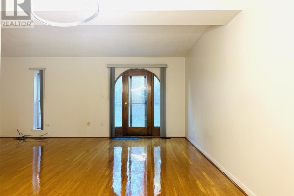 136 - 15 Esterbrooke Avenue, Toronto, ON M2J2C5 Photo 5
