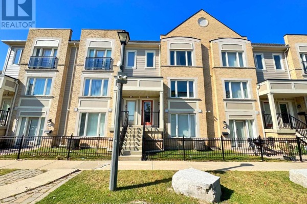 136 - 60 Fairwood Circle, Brampton