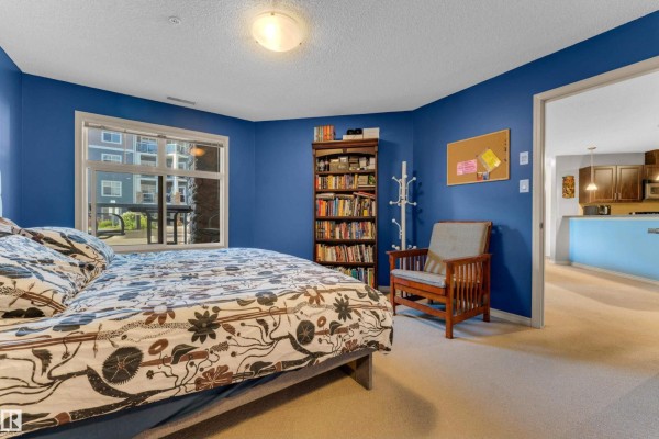 Primary Bedroom - #136 16035 132 St Nw, Edmonton, AB T6V0B4 Photo 3