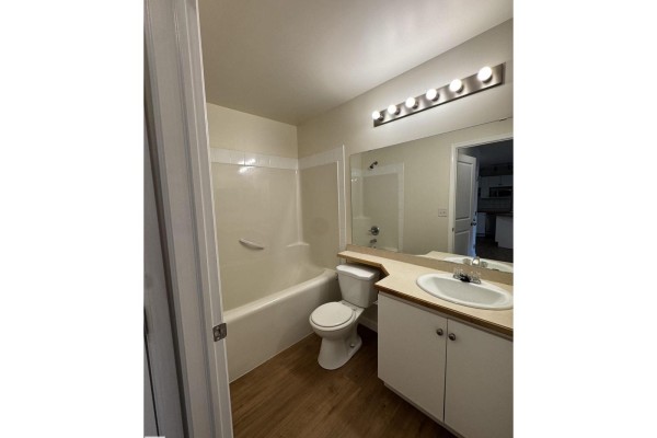 #136 16221 95 St Nw, Edmonton, AB T5Z3V3 Photo 5