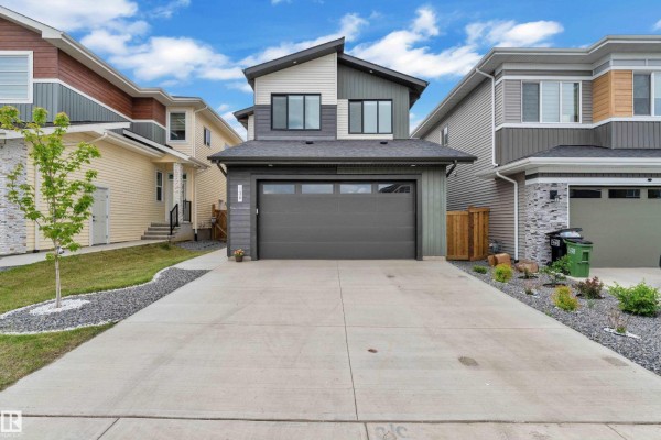 Primary Bedroom - 136 30 St Sw, Edmonton, AB T6X3E1 Photo 4