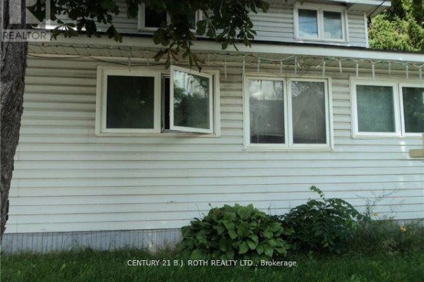 136 Barrie Road, Orillia, ON L3V2R1 Photo 3