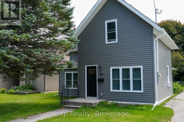 Bathroom - 136 Breadalbane Street S, Saugeen Shores, ON N0H2L0 Photo 2