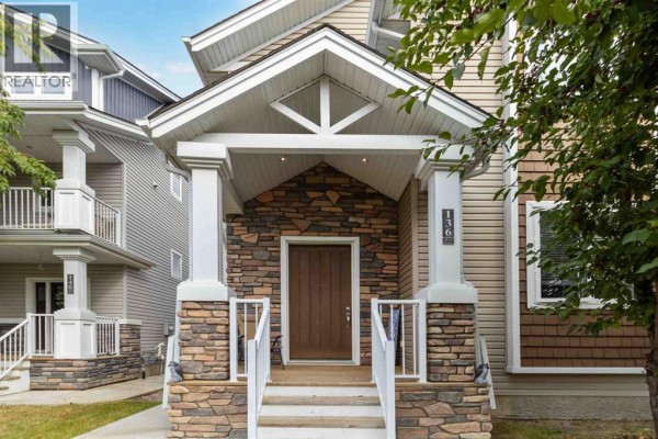 4pc Bathroom - 136 Comeau Crescent, Fort Mcmurray, AB T9K2X7 Photo 2