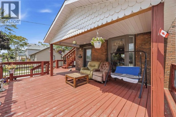 136 Durand Street, Sarnia, ON, photo 2