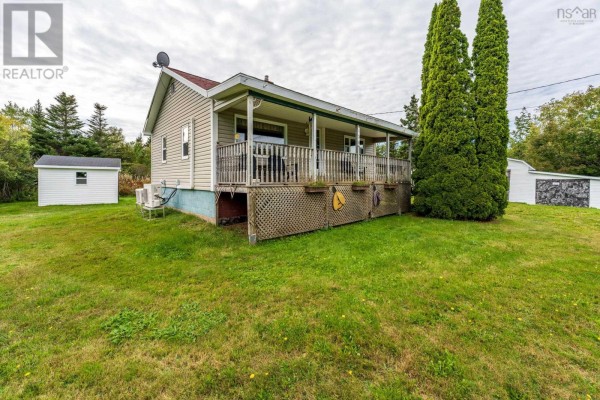 Eat in kitchen - 136 French Road, Plympton, NS B0W2R0 Photo 3