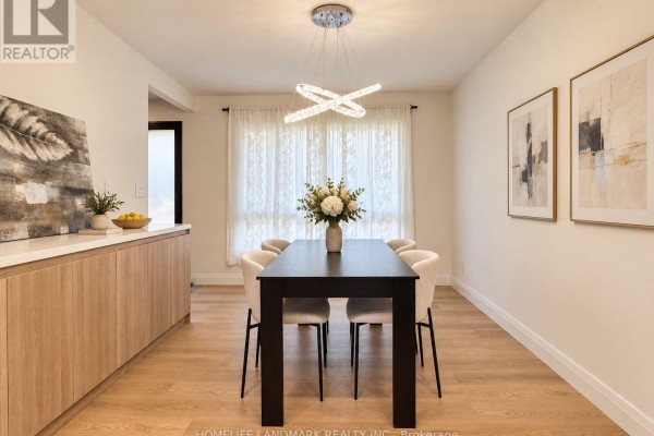 Kitchen - 136 Grandview Avenue, Markham, ON L3T1H6 Photo 5