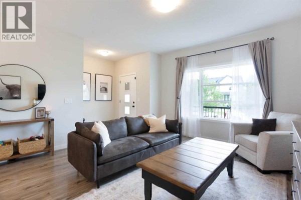 136 Highview Gate Se, Airdrie, AB, photo 3