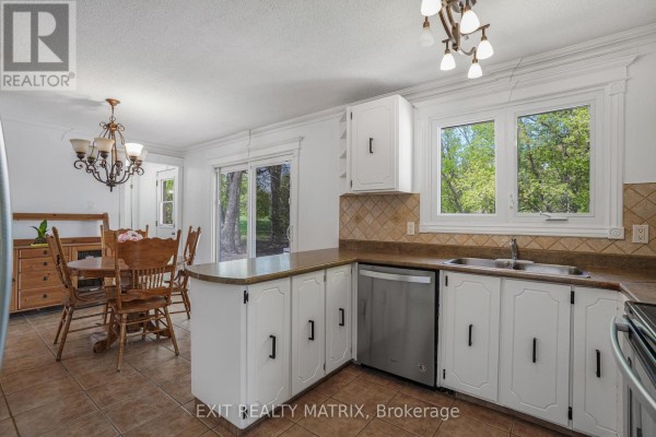 136 Martel Crescent, Champlain, ON K0B1R0 Photo 4