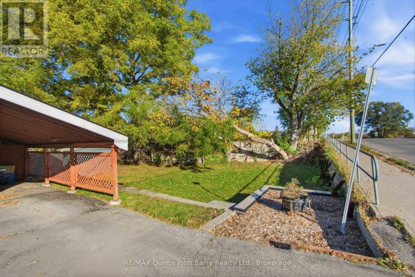 Sunroom - 136 Moira Street E, Belleville, ON K8P2S5 Photo 5