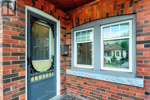 136 Weir Street N, Hamilton, ON, photo 3