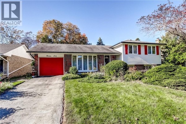 Residential for sale at 1360 Majestic Drive, Burlington, ON - MLS® lleN8h