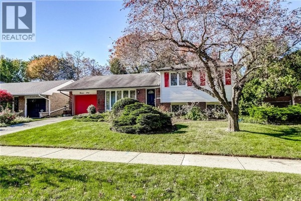 1360 Majestic Drive, Burlington, ON, photo 2