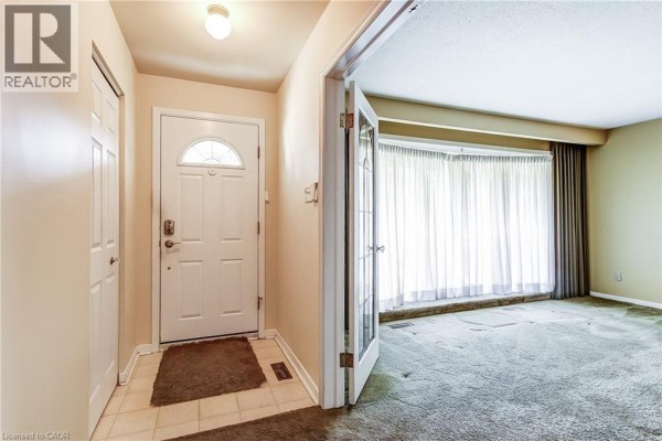 3pc Bathroom - 1360 Majestic Drive, Burlington, ON L7M1G3 Photo 4