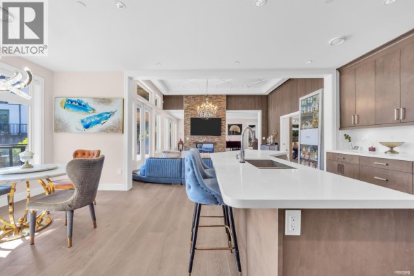1360 Ottaburn Road, West Vancouver, BC V7S2K1 Photo 5