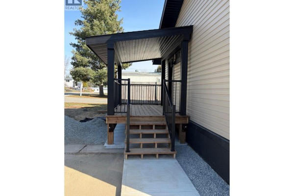 Full ensuite bathroom - 1361 30 Street Se Unit# 42, Salmon Arm, BC V1E2N4 Photo 5