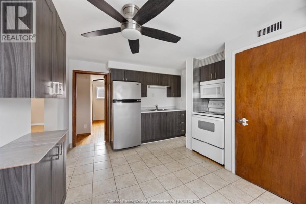 Laundry room - 1361 Albert, Windsor, ON N8Y3R1 Photo 4