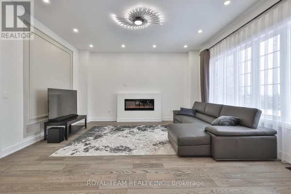 Great room - 1361 Blackmore Street, Innisfil, ON L9S0P3 Photo 4