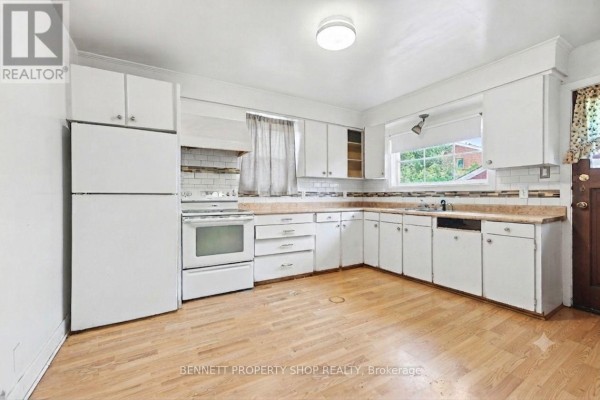 Other - 1361 Summerville Avenue, Ottawa, ON K1Z8G9 Photo 4