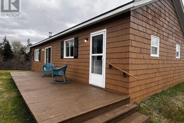Den - 13611 316 Highway, Isaacs Harbour North, NS B0H1S0 Photo 4