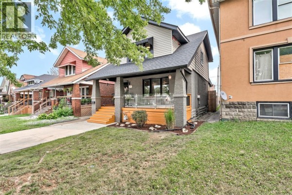4pc Bathroom - 1362 Elsmere, Windsor, ON N8X4G8 Photo 4