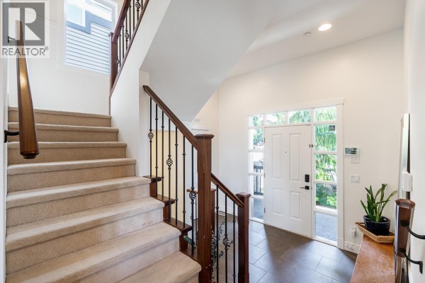 13622 228th Street, Maple Ridge, BC V4R0B5 Photo 3