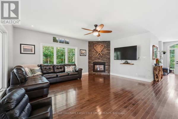 Office - 1363 Du Golf Road, Clarence Rockland, ON K0A1N0 Photo 5