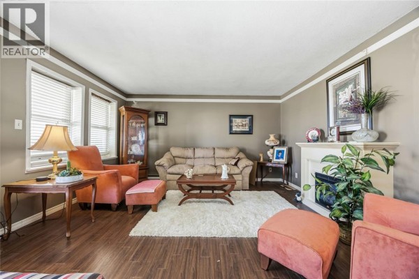 1363 Main Street, St Clair, ON N0P2R0 Photo 5