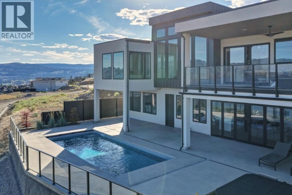 Bedroom - 1363 Vineyard Drive, West Kelowna, BC V4T0E9 Photo 5