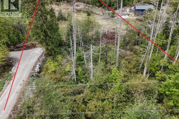 13645 Lee Road, Garden Bay, BC V0N1S1 Photo 2