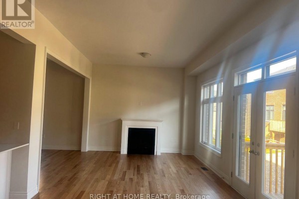 1368 Peony Path E, Oakville, ON L6H7Z7 Photo 4