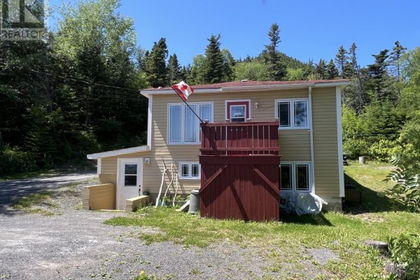 136a Memorial Drive, Clarenville, NL, photo 2