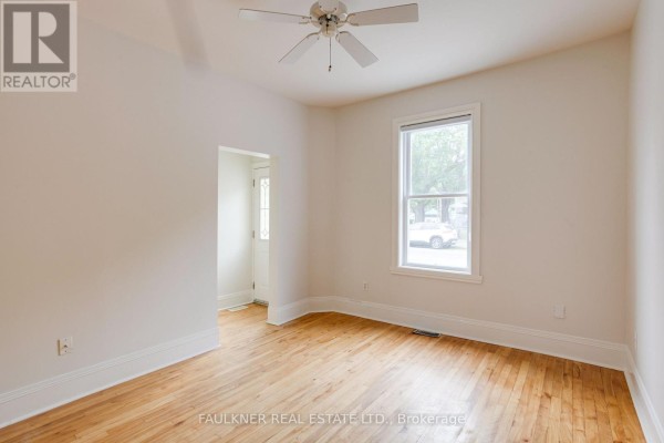 Dining room - 137 Dalhousie Street, Ottawa, ON K1N7C2 Photo 2