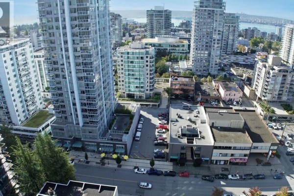 137 E 15th Street, North Vancouver, BC V7L2P7 Photo 2