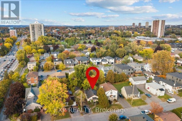 137 Glynn Avenue, Ottawa, ON K1K1S5 Photo 2