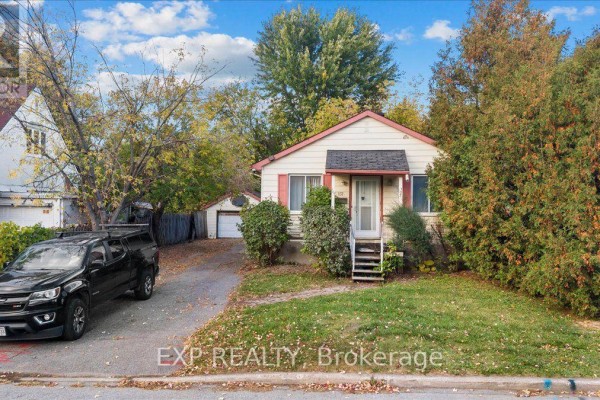 137 Glynn Avenue, Ottawa, ON K1K1S5 Photo 3