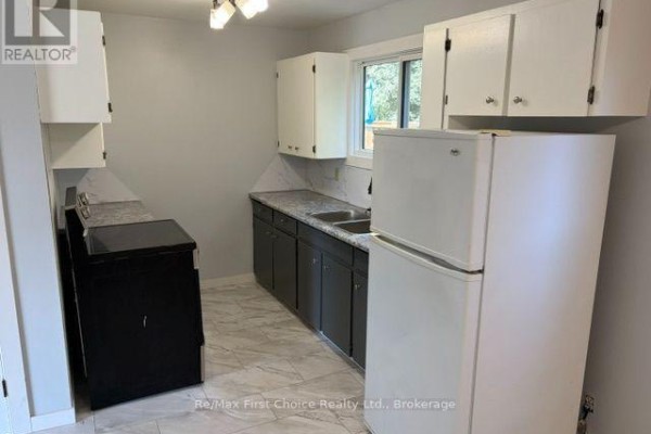 Bedroom 2 - 137 Inglewood Crescent N, Thunder Bay, ON P7C2E8 Photo 4