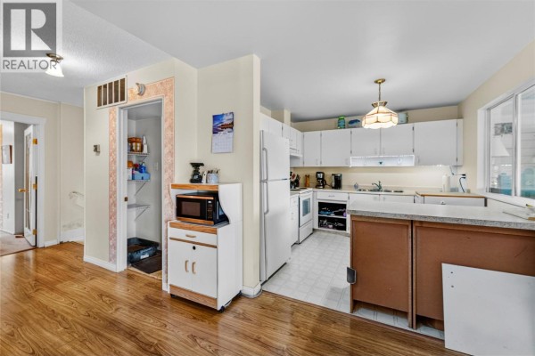 Bedroom - 137 Mcgill Road Unit# 75, Kamloops, BC V2C1L9 Photo 5