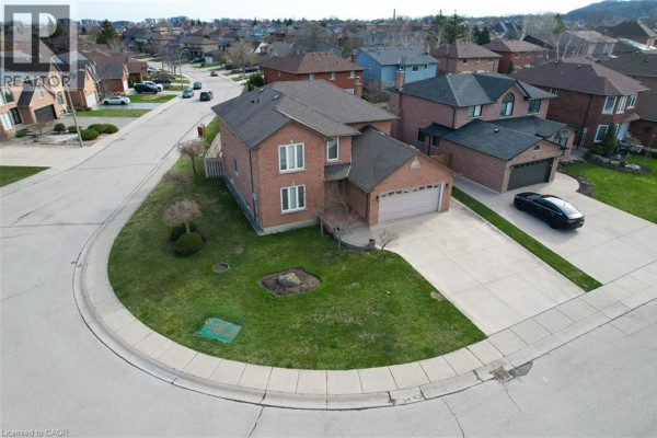 Family room - 137 National Drive, Hamilton, ON L8G5B3 Photo 5