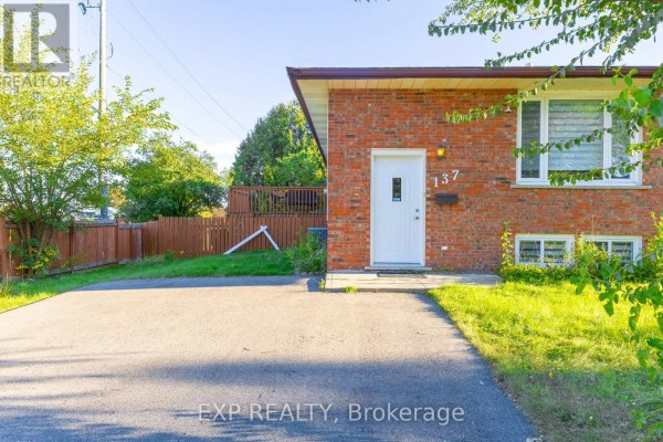 Kitchen - 137 Nickolas Crescent, Cambridge, ON N3C3L7 Photo 2