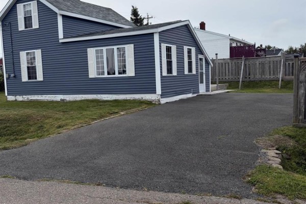 Kitchen - 137 South Street, Donkin, NS B1A6T6 Photo 2