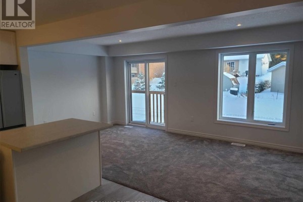 Eating area - 137 Stonebrook Way, Grey Highlands, ON N0C1H0 Photo 2
