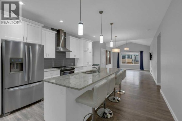 2pc Bathroom - 137 Willow Park, Cochrane, AB T4C2N3 Photo 5