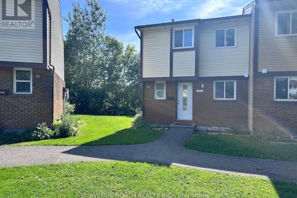 1370 Foxwell Street, Ottawa