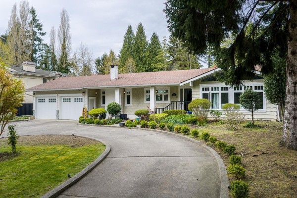 13721 Marine Drive, White Rock, BC V4B1A3 Photo 2